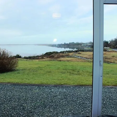 Waterside Cottage, Cashel Holiday home *