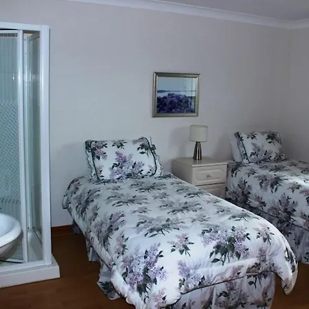 Waterside Cottage, Cashel Holiday home Galway