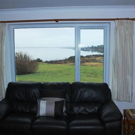 Waterside Cottage, Cashel Holiday home