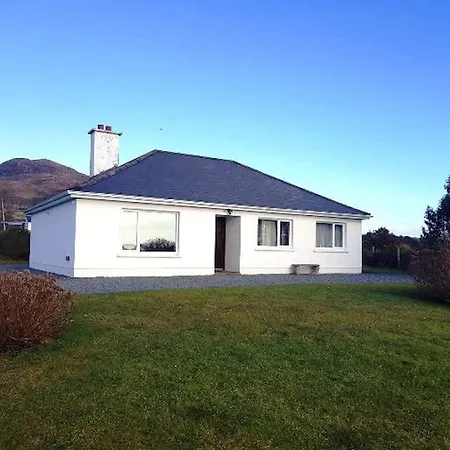 Waterside Cottage, Cashel Holiday home Galway